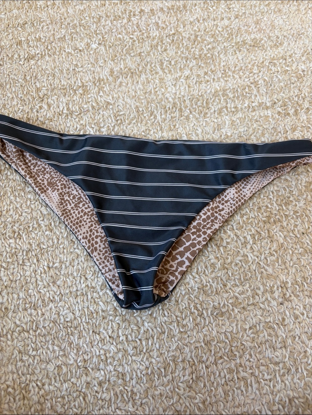 New Acacia bikini bottom, size small